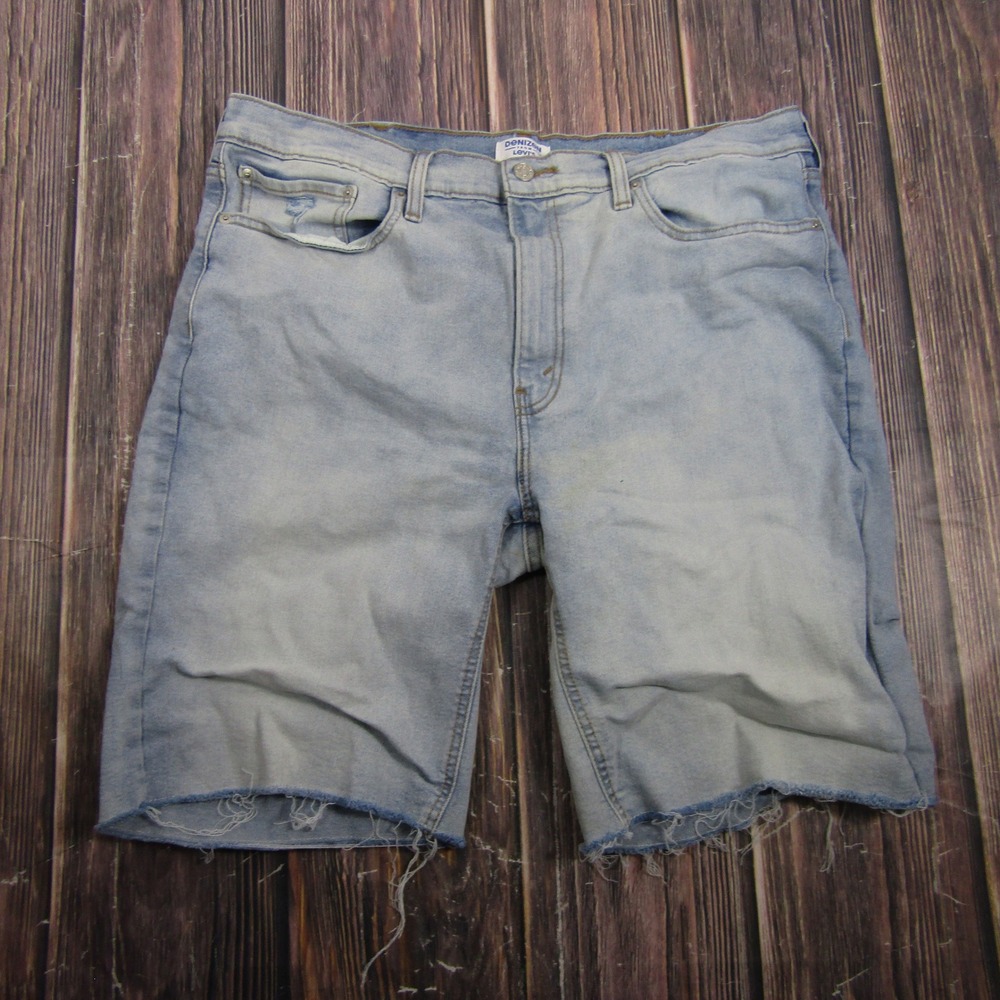 Denizen Levi's Denim Shorts Mens 38 Light Wash Blue Raw Hem Casual Jorts